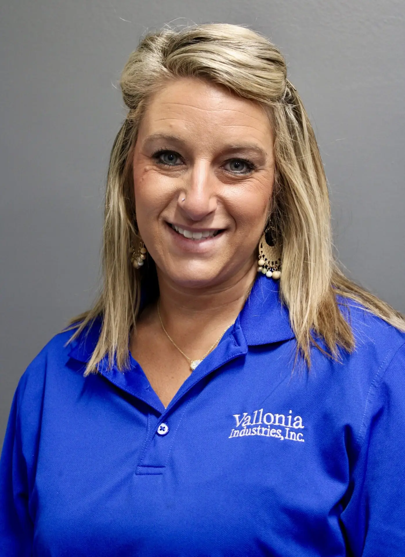 Candi Latta Adminstrative Assistant portrait